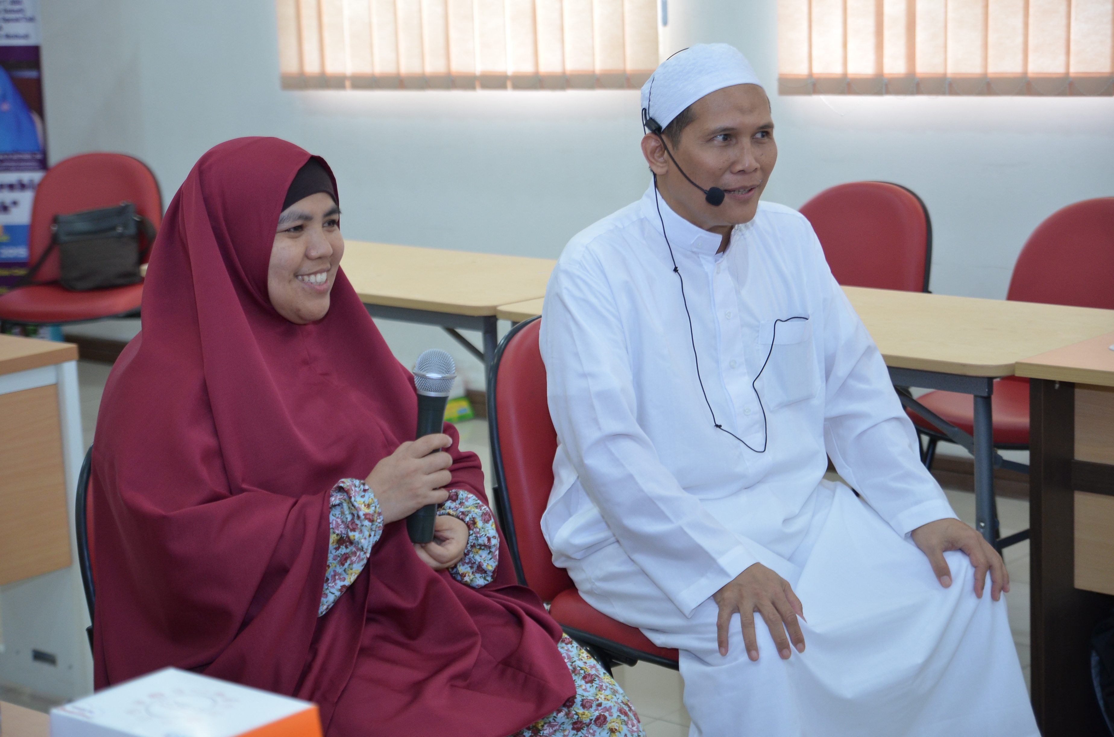 Mengatasi Anak Autistik Yang Sering Bahkan Terus Menerus Memegang Kemaluannya || Autisme ABA Applied Behavior Analysis Lovaas KID-ABA Autism Center Indonesia Jakarta Bekasi